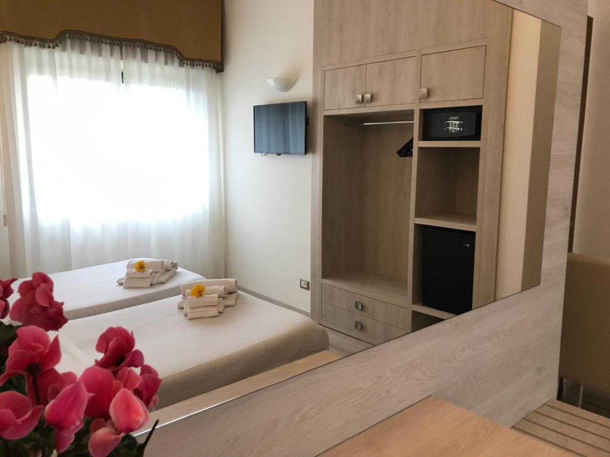 Hotel Castello Artemide Congressi Castel San Pietro Terme Kültér fotó