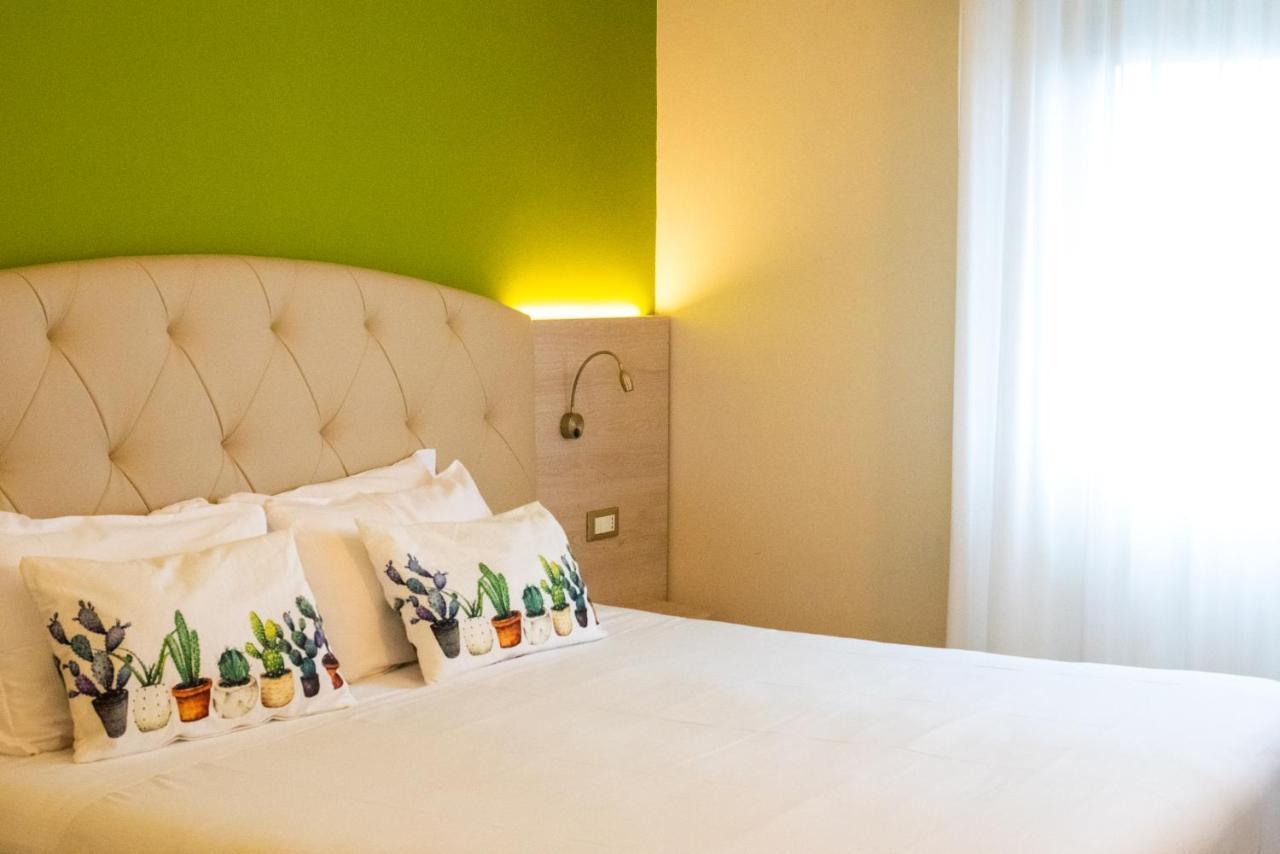 Hotel Castello Artemide Congressi Castel San Pietro Terme Kültér fotó