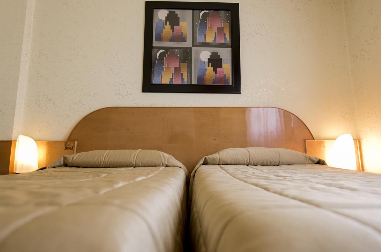 Hotel Castello Artemide Congressi Castel San Pietro Terme Kültér fotó