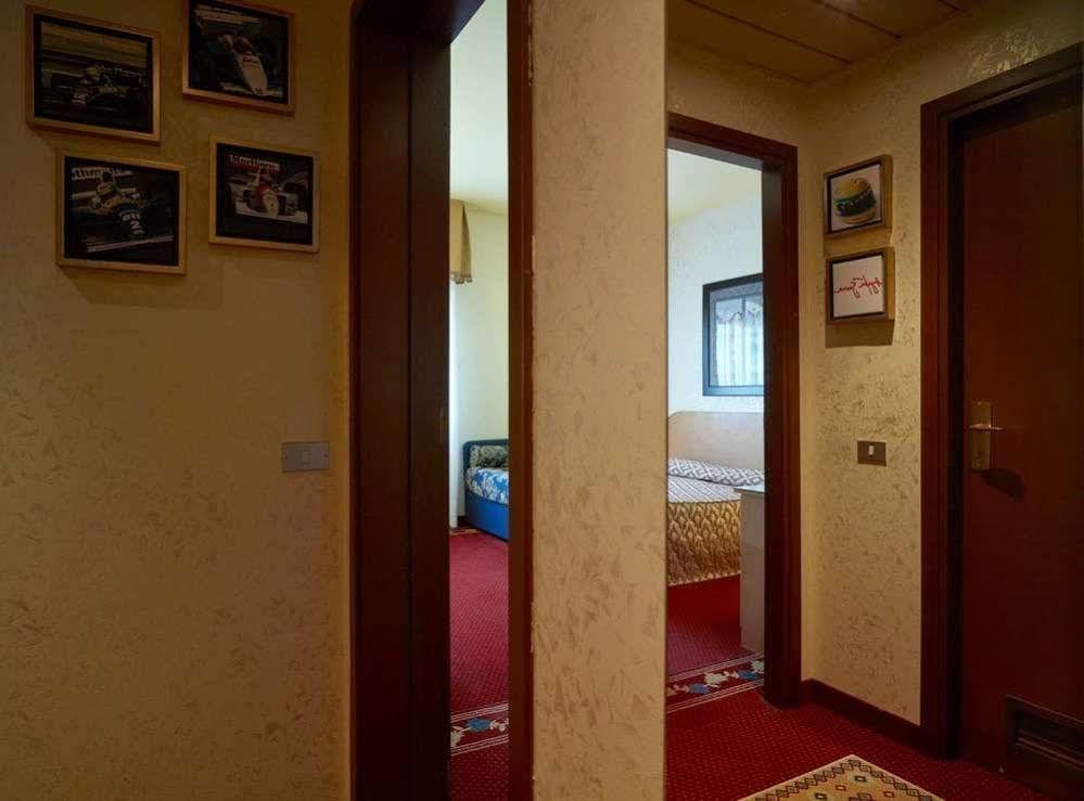 Hotel Castello Artemide Congressi Castel San Pietro Terme Kültér fotó